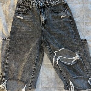 SHEIN Black Distressed Straight Leg Jeans